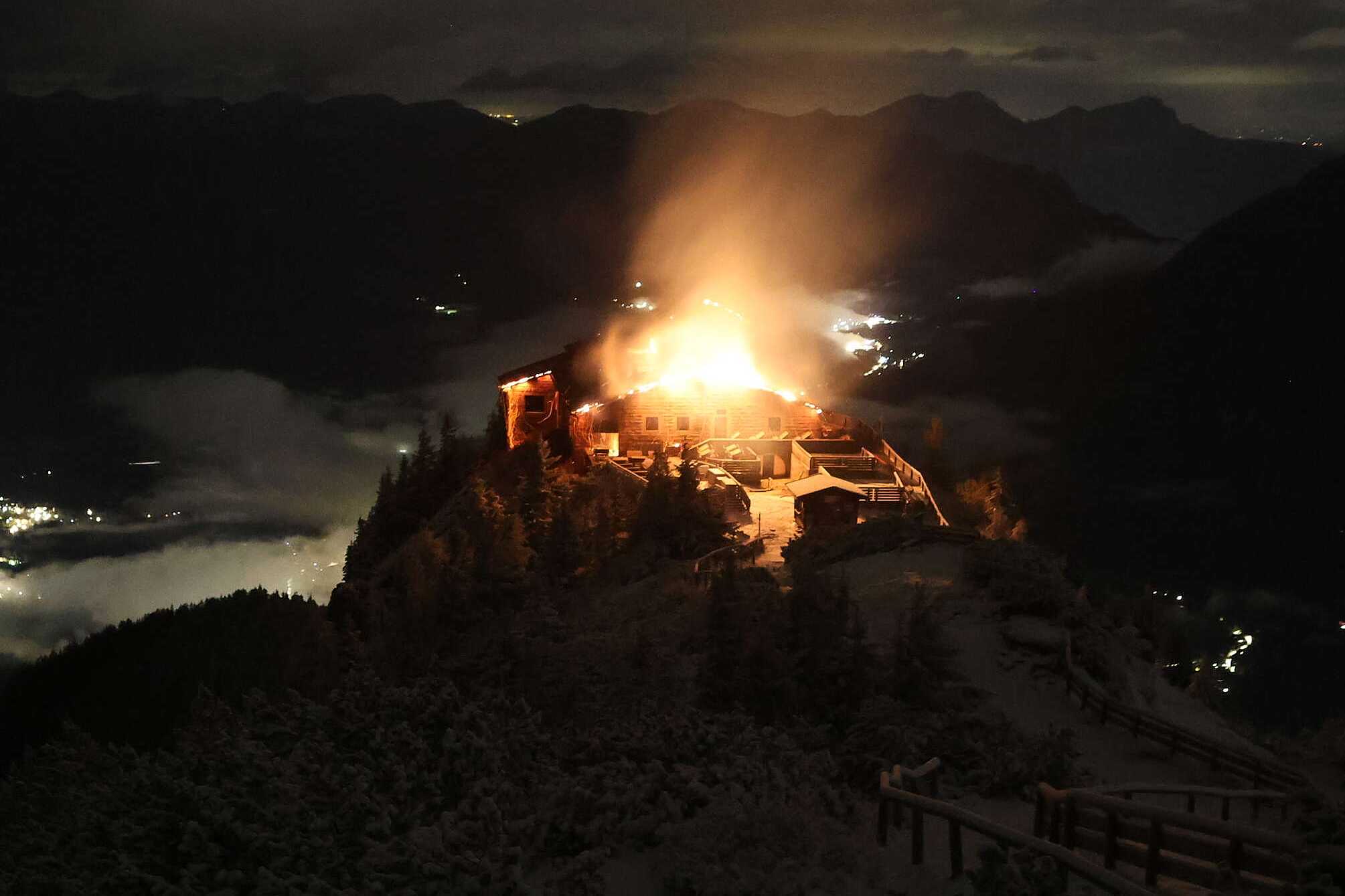 Fire devastates Eagle's Nest retreat built for Hitler in Germany; A suspect is detained — WESH 2 Orlando, Frisco Community news