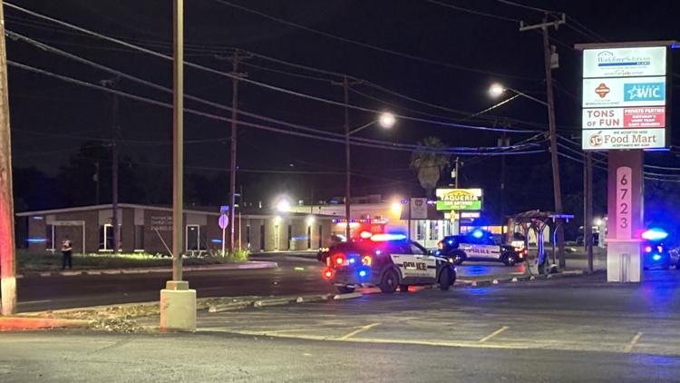 Pedestrian rushed to hospital on south side after being hit by car, SAFD says — KENS 5 (San Antonio), Frisco Health news