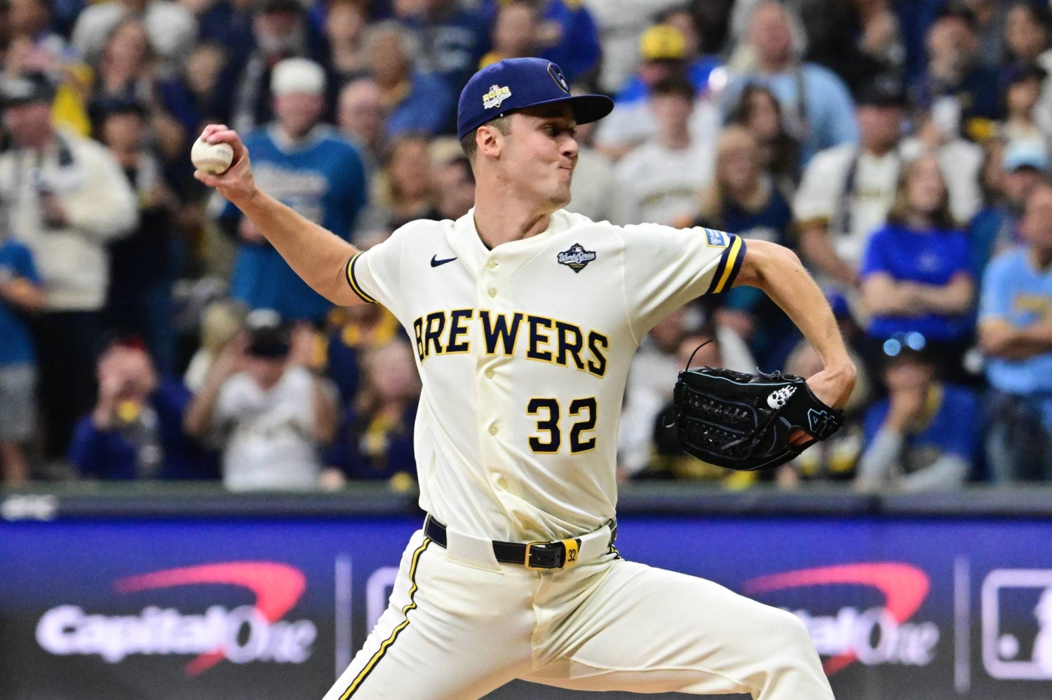  Brewers hold on in ninth to edge Rays in Game 1 of World Series  — Japan Times, Frisco Sports news